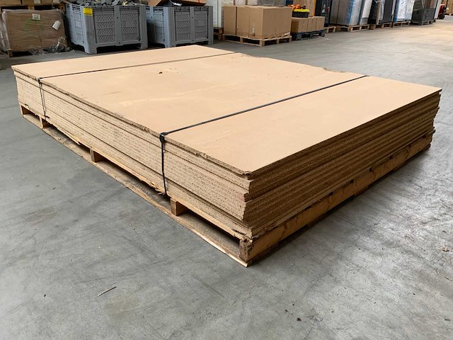 Gelamineerde spaanplaat 2860x2110x22mm (16x) - afbeelding 4 van  6