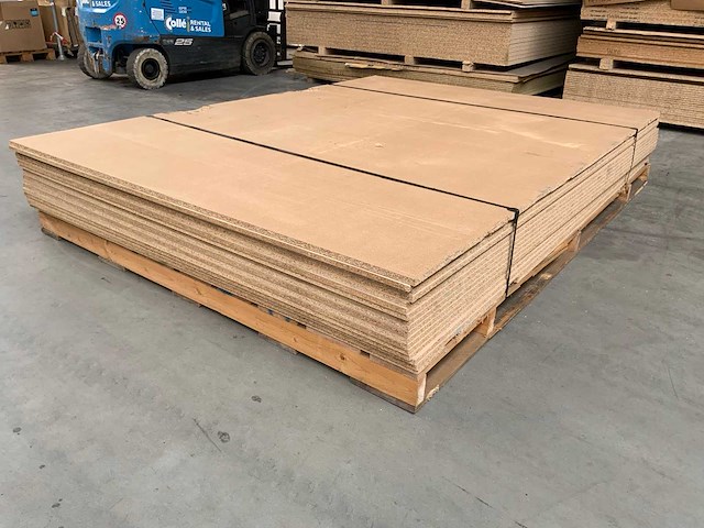 Gelamineerde spaanplaat 2860x2110x22mm (16x) - afbeelding 3 van  6