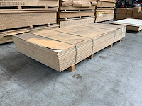 Gelamineerde spaanplaat 3050x1250x13mm (27x) - afbeelding 1 van  6