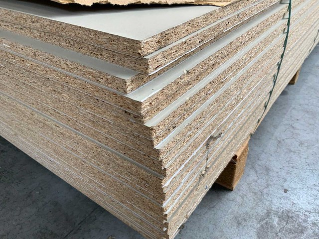 Gelamineerde spaanplaat 3050x1250x13mm (27x) - afbeelding 6 van  6