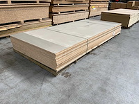 Gelamineerde spaanplaat 3050x1250x18mm (16x) - afbeelding 1 van  6