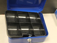 Geldkistje. - afbeelding 2 van  2