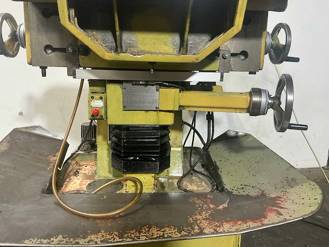 Geldmacher - uwf 400 - diverse freesmachines - afbeelding 4 van  11