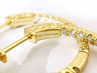 Gele exclusieve creolen volledig gezet briljanten - afbeelding 8 van  9