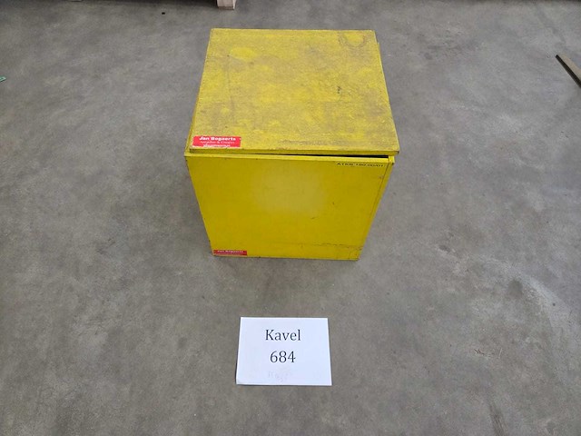 Gele houten kist - afbeelding 1 van  2