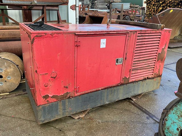 Geluidgedempt dieselaggregaat - afbeelding 1 van  12