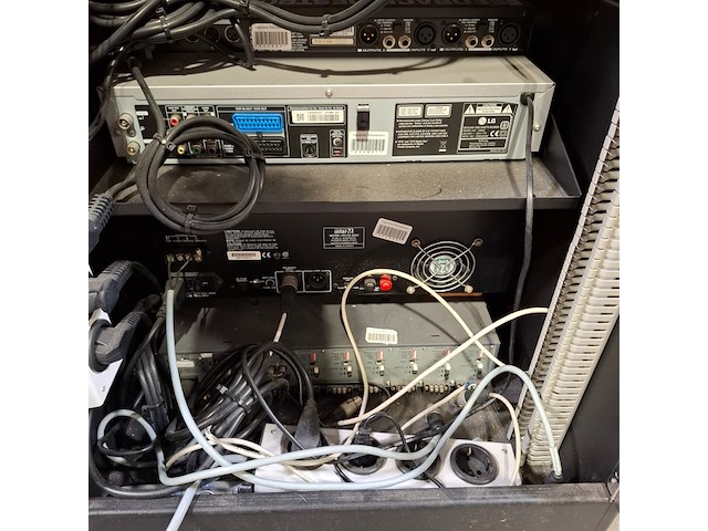Geluidsinstallatie, o.a. mipro, iterm en lg - afbeelding 8 van  17