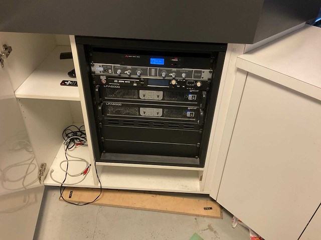 Geluidsinstallatie - afbeelding 2 van  2