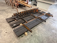 Gema - diverse stansen met tafel - afbeelding 1 van  4