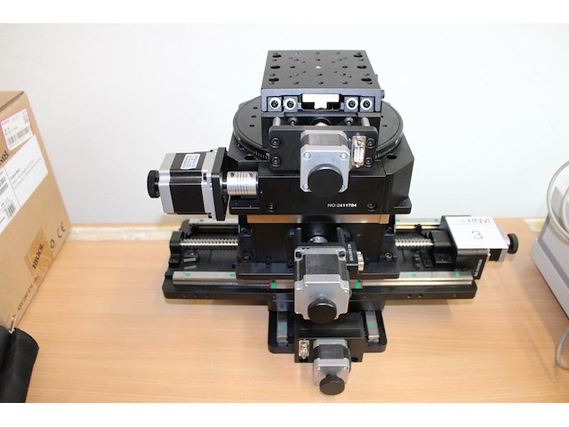 Gemotoriseerde positioneerinstallatie nn incl. optical focus motion controller optics focus. - afbeelding 1 van  7
