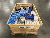 Genebre - partij industriële afsluiters & flowmeters - afbeelding 1 van  10