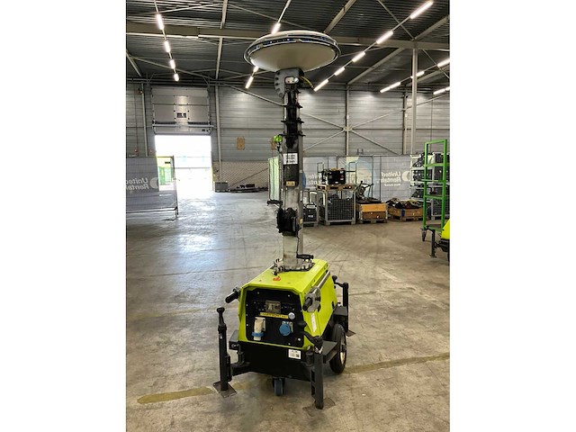 Generac link t3 ufo mobiele bouwlamp - afbeelding 2 van  8