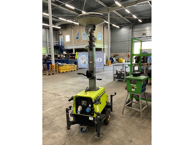 Generac link t3 ufo mobiele bouwlamp - afbeelding 2 van  9