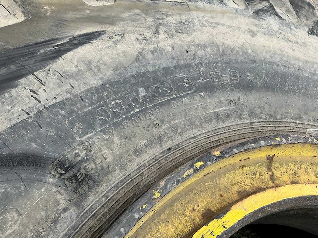 General 33.5-33 band met velg (2x) - afbeelding 3 van  11