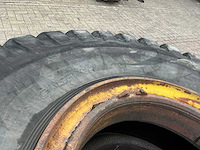 General 33.5-33 band met velg (2x) - afbeelding 6 van  8