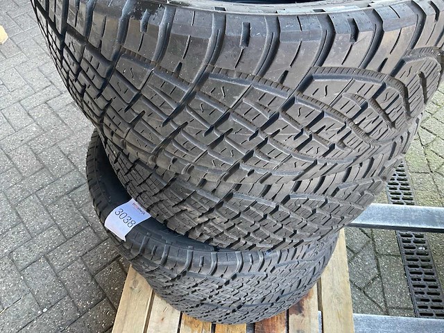 General grabber at 275-45-r20 - afbeelding 3 van  5