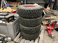 General tire grabber x3 lt285/75r16 band met velg (4x) - afbeelding 1 van  2