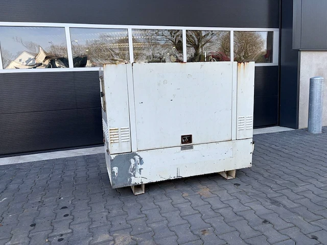 Generator 6000 diesel 21kva met isuzu motor - afbeelding 1 van  1