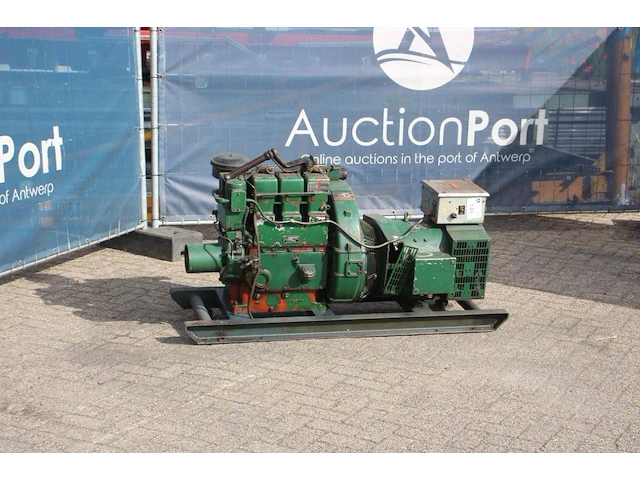 Generator brush diesel 11kva - afbeelding 1 van  1