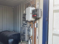 Generator in zeecontainer - afbeelding 9 van  9