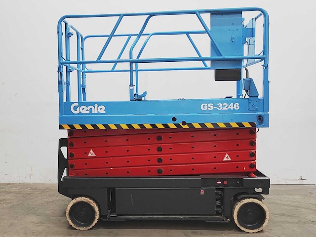 Genie - 1999 - gs-3246 - hoogwerker - afbeelding 1 van  11