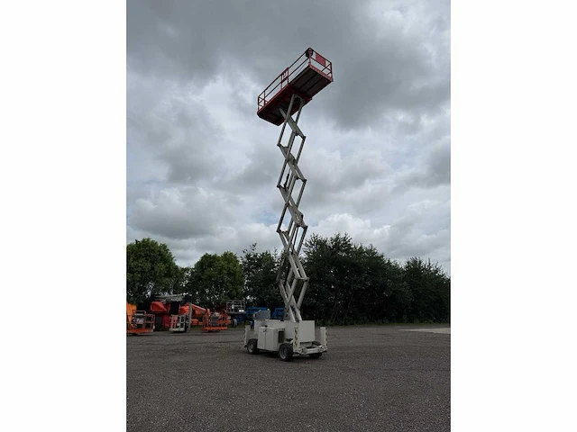 Genie - 2013 - gs-4069-rt or - hoogwerker 4x4 - afbeelding 6 van  25
