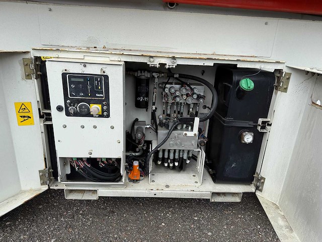 Genie - 2013 - gs-4069-rt or - hoogwerker - afbeelding 17 van  25