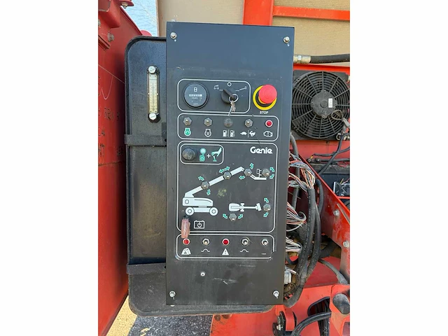 Genie - 2015 - s65 trax - telescoop hoogwerker rups - afbeelding 22 van  30