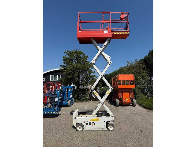 Genie - 2016 - gs1532 - schaarhoogwerker - afbeelding 13 van  24