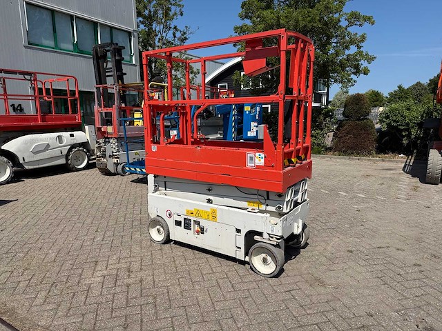 Genie - 2016 - gs1532 - schaarhoogwerker - afbeelding 3 van  24