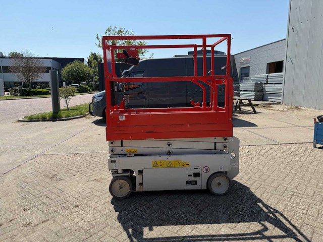 Genie - 2016 - gs1532 - schaarhoogwerker - afbeelding 6 van  24