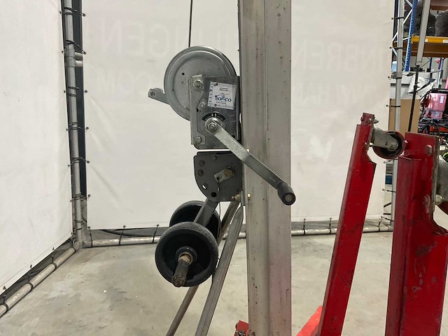 Genie - slc-18 - materiaallift - afbeelding 2 van  5