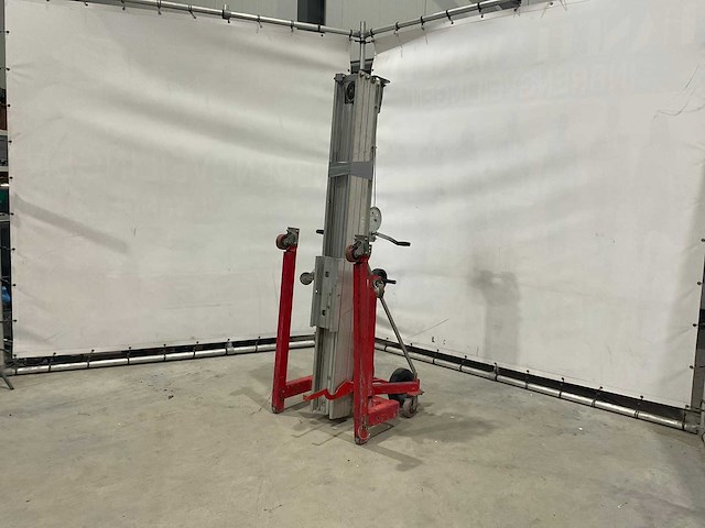 Genie - slc-18 - materiaallift - afbeelding 2 van  7