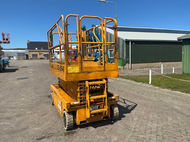 Genie 2646es hoogwerker - afbeelding 10 van  14