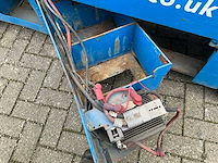 Genie en haulotte partij hoogwerkers - afbeelding 14 van  24