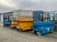 Genie en haulotte partij hoogwerkers - afbeelding 12 van  24