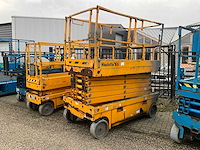 Genie en haulotte partij hoogwerkers - afbeelding 22 van  24