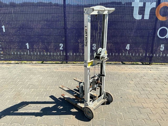 Genie gl-3 goederenlift - afbeelding 3 van  8