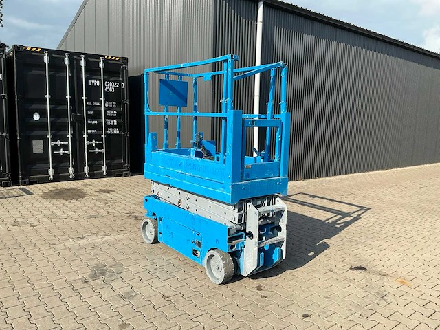 Genie gs-1532 schaarhoogwerker - afbeelding 14 van  18