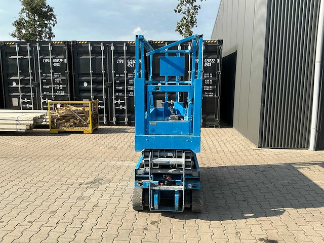 Genie gs-1532 schaarhoogwerker - afbeelding 15 van  18