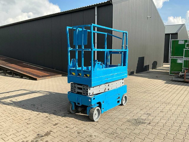 Genie gs-1532 schaarhoogwerker - afbeelding 16 van  18