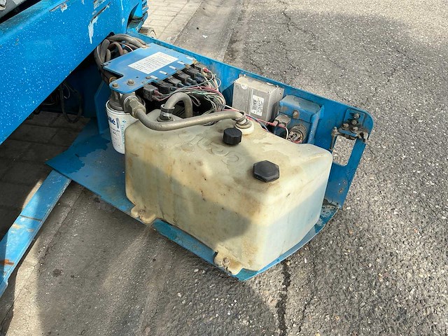 Genie gs-1532 schaarhoogwerker - afbeelding 15 van  17