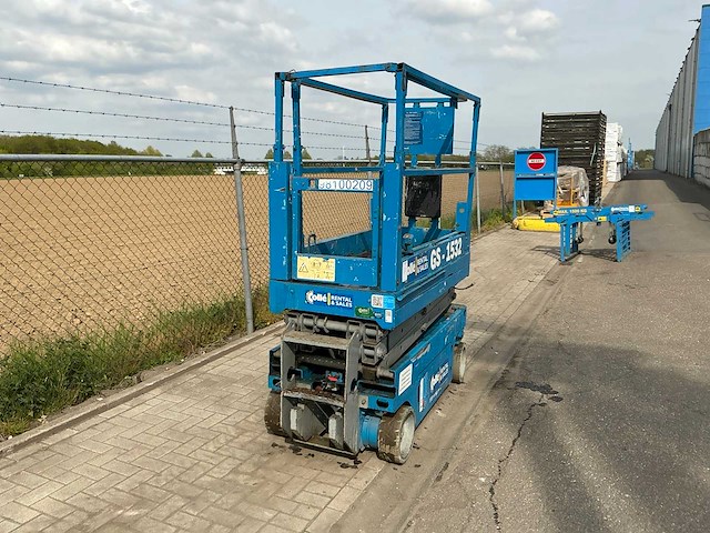 Genie gs-1532 schaarhoogwerker - afbeelding 9 van  17