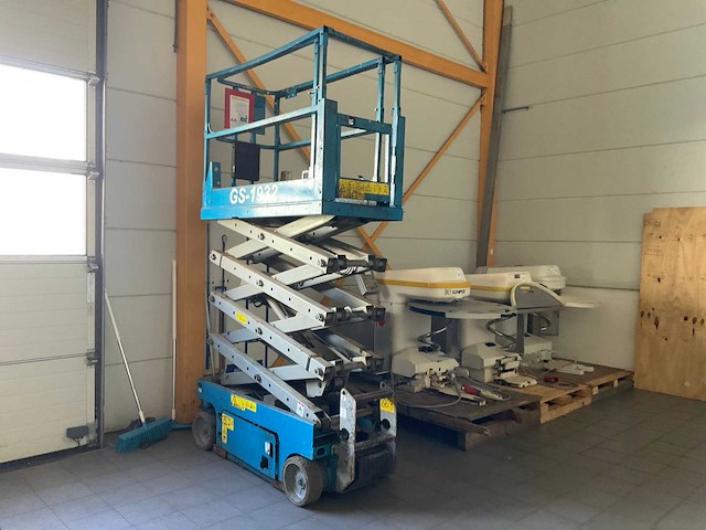 Genie gs-1932 hoogwerker - afbeelding 1 van  8