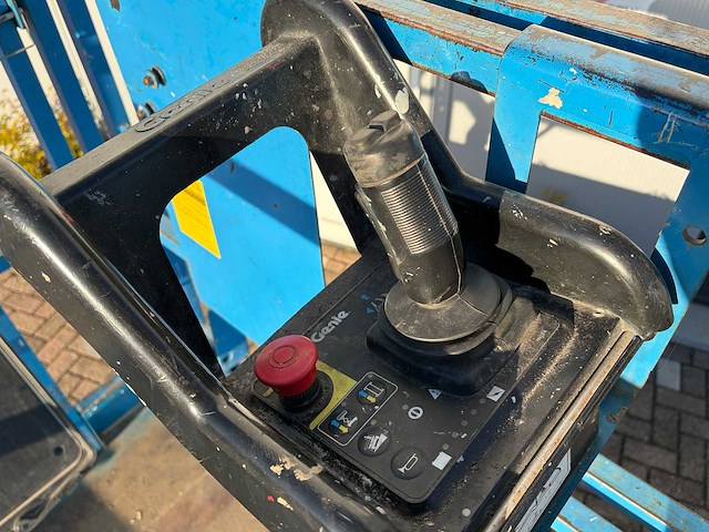 Genie gs-2046 - 2002 - schaarlift - hoogwerker - afbeelding 6 van  15