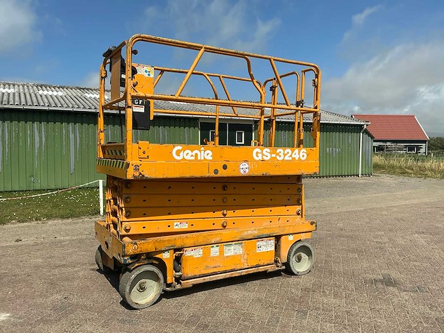 Genie gs-3246 hoogwerker - afbeelding 1 van  15