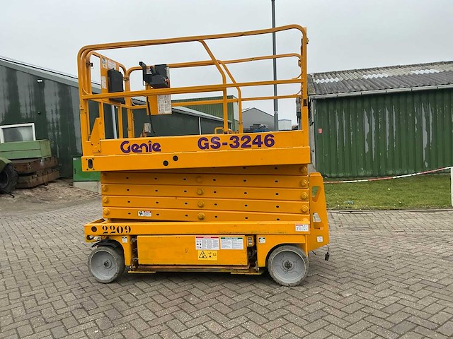 Genie gs-3246 hoogwerker - afbeelding 14 van  16