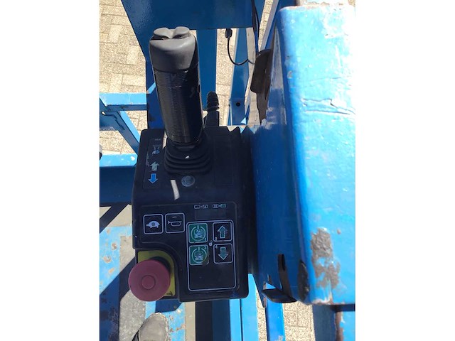 Genie gs-4047 hoogwerker - afbeelding 15 van  16
