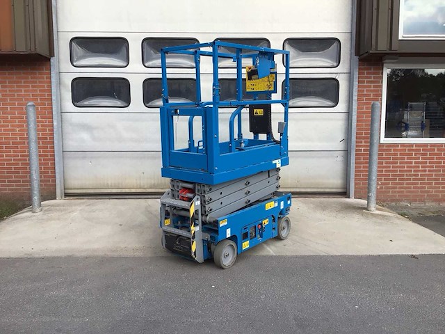 Genie gs1330m hoogwerker - afbeelding 1 van  16