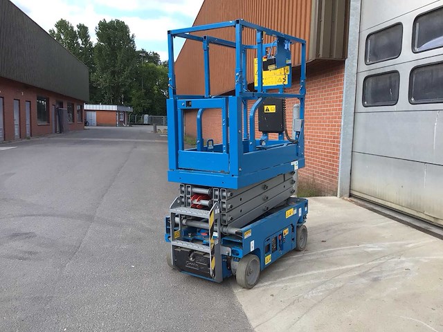 Genie gs1330m hoogwerker - afbeelding 11 van  16